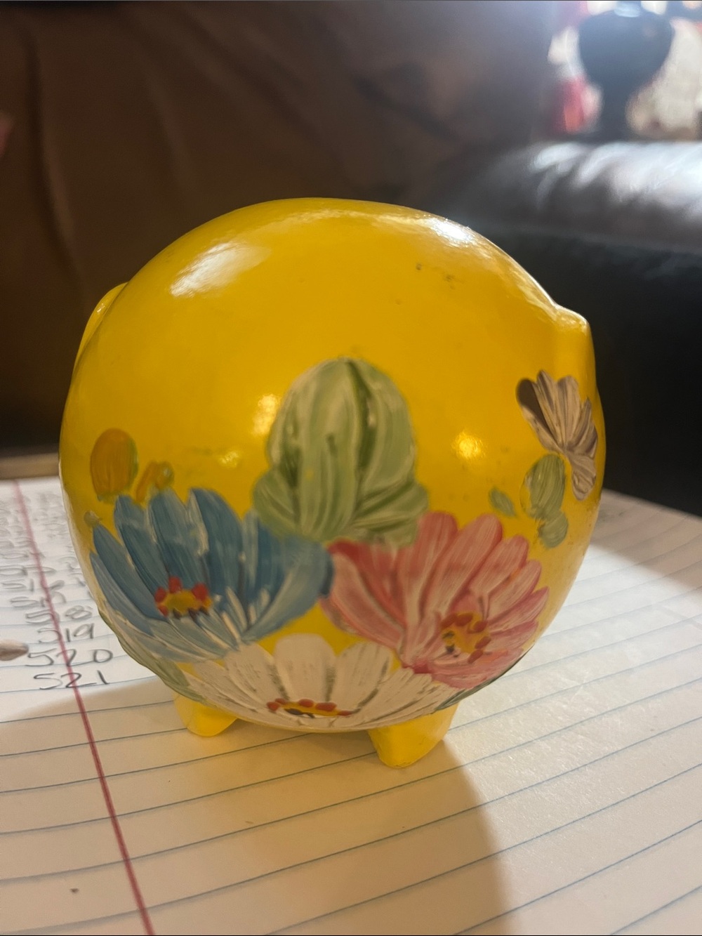 Vintage 1930s Randburg Hsndoainted piece brightly painted yellow floral motif521